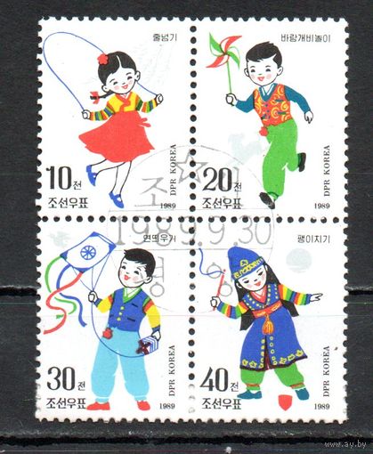 Детские игры КНДР 1989 год серия из 4-х марок в сцепке