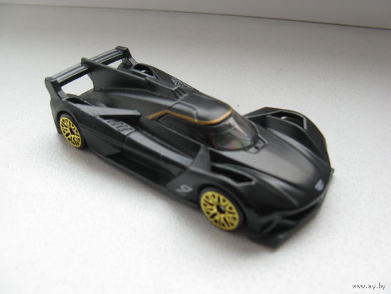 Продам Машинка металлическая коллекционная 3