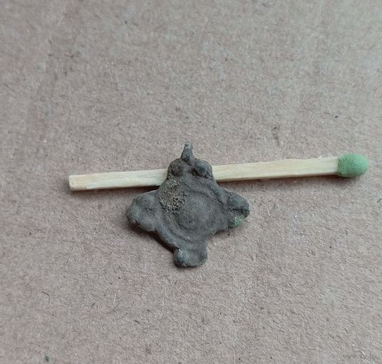 Украшение старое.