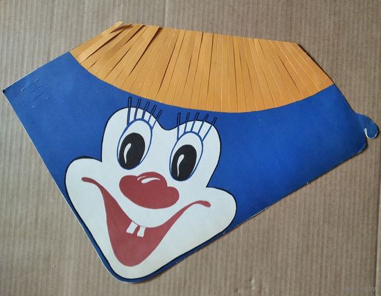 Шапочка летняя из картона.