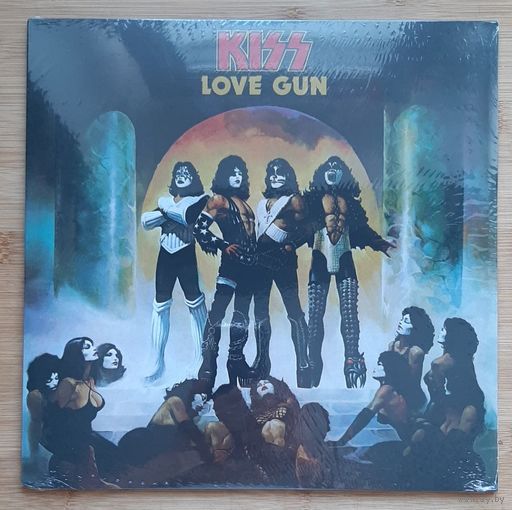 Kiss – Love Gun