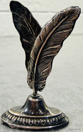 Коллекционная фигурка из серебра в форме двух перьев. Пр ? Распродажа коллекции!!!