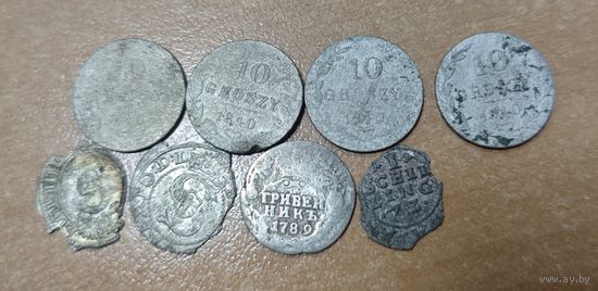 8 разных серебряных монет