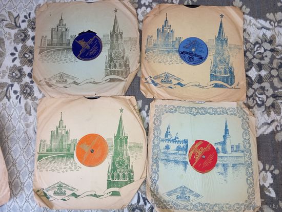 Пластинки для патефона 4 шт .