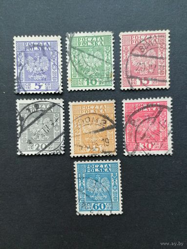 Польша 1932 Полная серия марок "Государственный герб" (гашение, следы от наклеек) Mi.272-278 каталог 0.80 евро