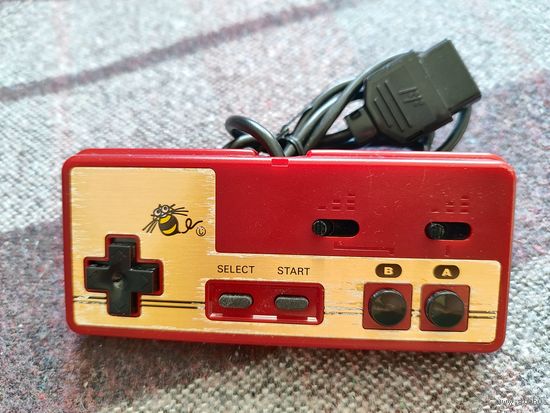 Контроллер Hudson Soft (HC 62-4) для Nintendo Famicom