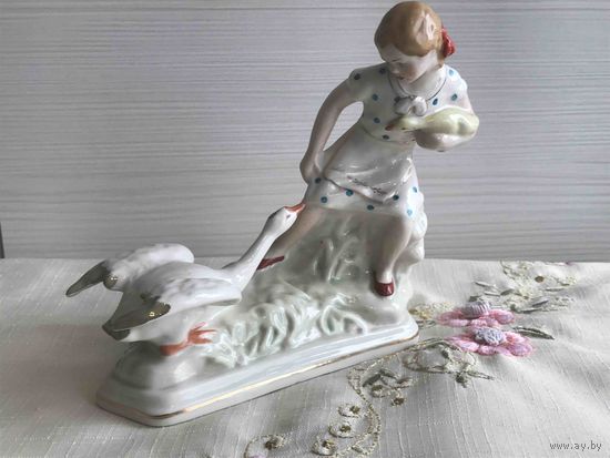 Девочка   с  гусем  МФФЗ