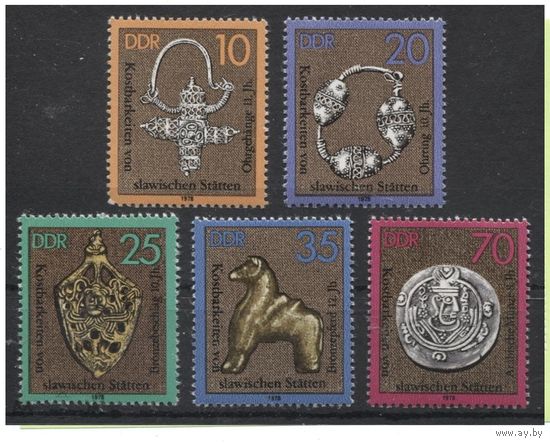 ГДР. Германия 1978 год. Славянское искусство. Украшения. **