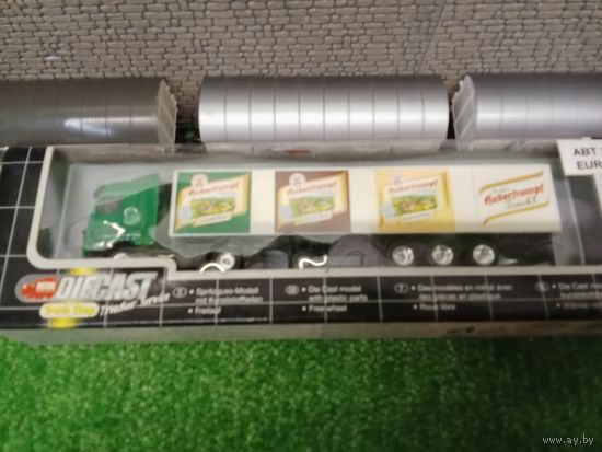 Mercedes Actros с полуприцепом 1:87 (зелен) б/у Китай