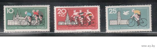 ГДР-1962(Мих.886-888)  **  ,  Спорт, Велосипеды, Велоспорт, (полная серия)