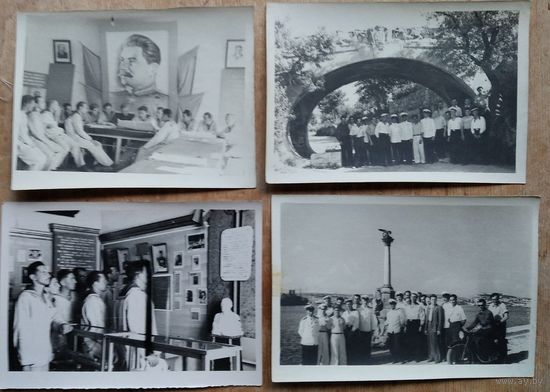 Лот фотографий будней службы матросов-срочников. 1950-е г. 30 фото. 9х14 см. Цена за все.