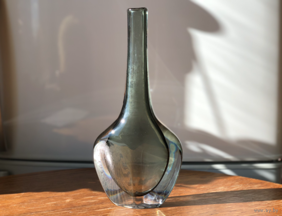 Ваза Швеция Orrefors подписная цветное стекло винтаж 28см 14х6см