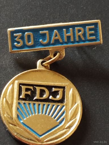 Знак ГДР (11).