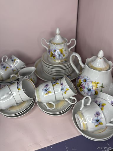 Сервиз Добруш на 12 персон ,39 предметов