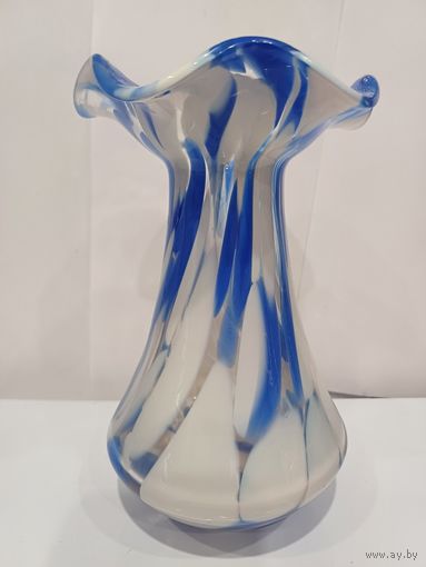 Все лоты с 1р.Красивая Ваза Неман