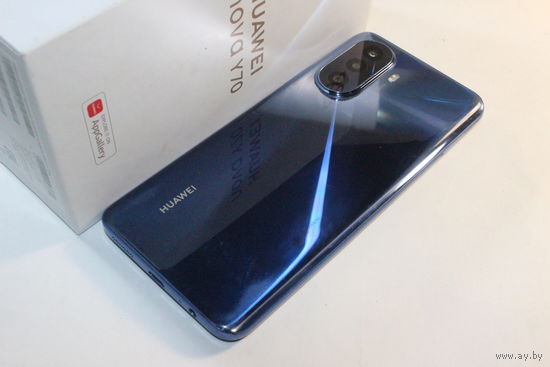 Телефон Huawei nova Y70 4GB/128GB (кристально-синий)