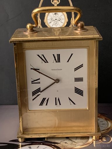 Настольные часы Jaeger Le Coultre с 8-дневным запасом хода и функцией боя