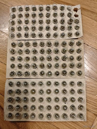 Лампочки для гирлянд СССР (148 штук)