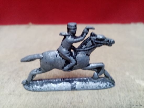 С рубля без мц. солдатик, кавалерист. 5.5х4.5см. коробочка 60 копеек