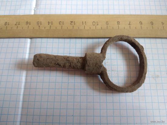 Ключ очень старый. Находка