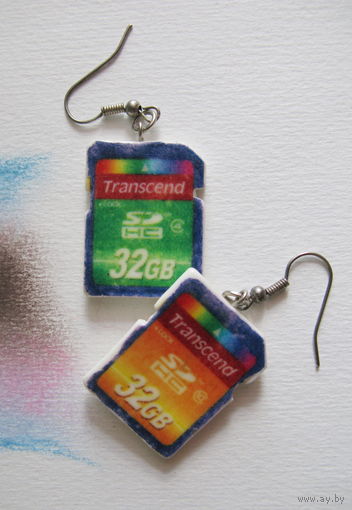 Серьги – флешки)