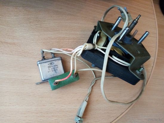 Электродвигатель радиолы  эпу-50...Без почты.