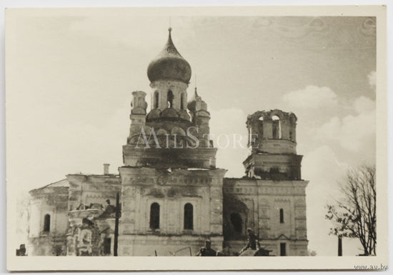 Церковь Святой Троицы в поселке Улла. Бешенковический район, Витебская область, Беларусь. Оккупация.