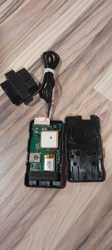 Автомобильный GPS трекер, с подключение через разьем диагностики