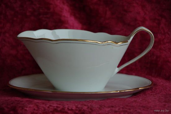 Соусник ( Германия )  целый