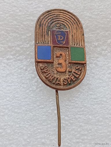 Значок спортивный. Латвийская ССР. Спартакиада. Sporta spelis. Тяжёлый металл. Эмали.#-VII-03