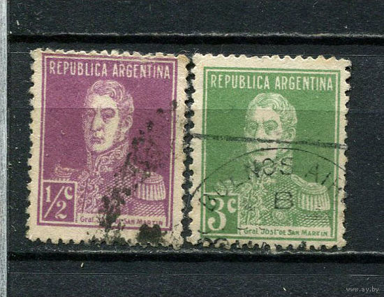 Аргентина - 1924/1933 - Генерал Сан Мартин - 2 марки. Гашеные.  (Лот 7CQ)