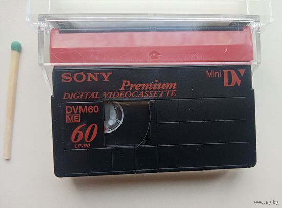 Кассета мини, "SONY".  В коробке. С рубля.