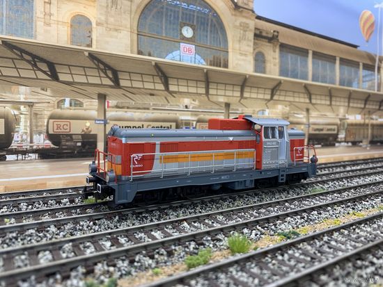 Локомотив SM42-583 PIKO. Масштаб НО 1:87.