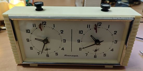 Часы шахматные. Янтарь. Исправные