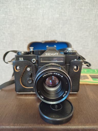 Фотоаппарат Зенит 11 Helios 44 -М 4 Распродажа коллекции