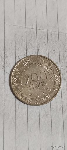 Колумбия 200 песос 2015
