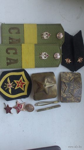 Военные вещи.одним лотом