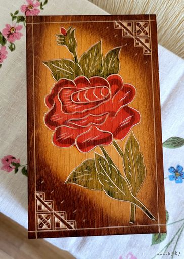 Шкатулка,  резьба по дереву. Ретро СССР.