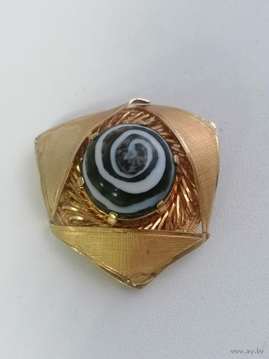 Брошь Чехословакия, торги с Рубля