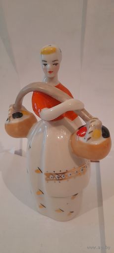 СТАТУЭТКА ДЕВОЧКА ВРЕМЕН СССР