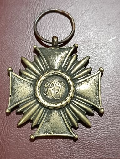 Крест Польша