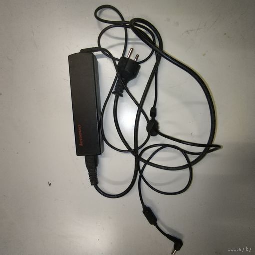 Блок питания к ноутбуку Lenovo.
