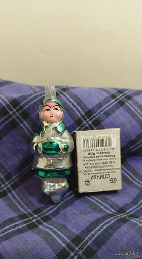 Девочка в муфте