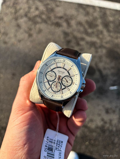 Часы Casio новые оригинал