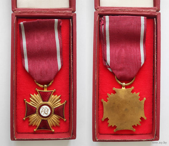 Знак 'Золотой Крест Заслуги', Польша. В оригинальном футляре, отличное состояние