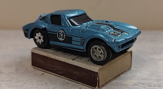 Гоночный автомобиль. Масштаб Хот Вилса.