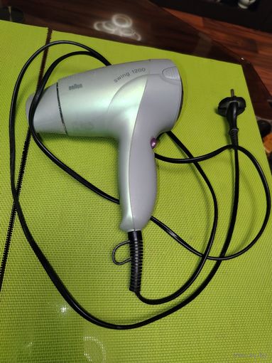 Фен BRAUN SWING 1200. Б/у рабочий 3 режима.