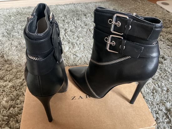 Zara кожаные ботинки размер 36