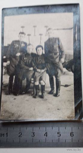 Красавцы!!! 1944 летчики  боевое -ФОТО герой СССР подписано А39)(2)