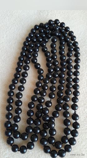 Бусы. Черное стекло.